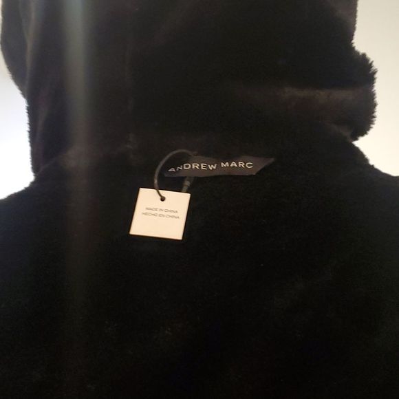 Andrew Marc reversible puffer - Picture 7 of 12